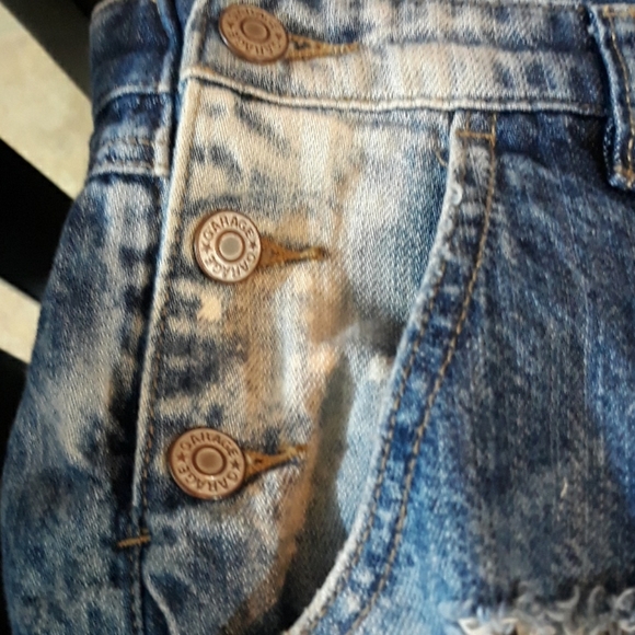Garage distressed overall shorts - Picture 7 of 16